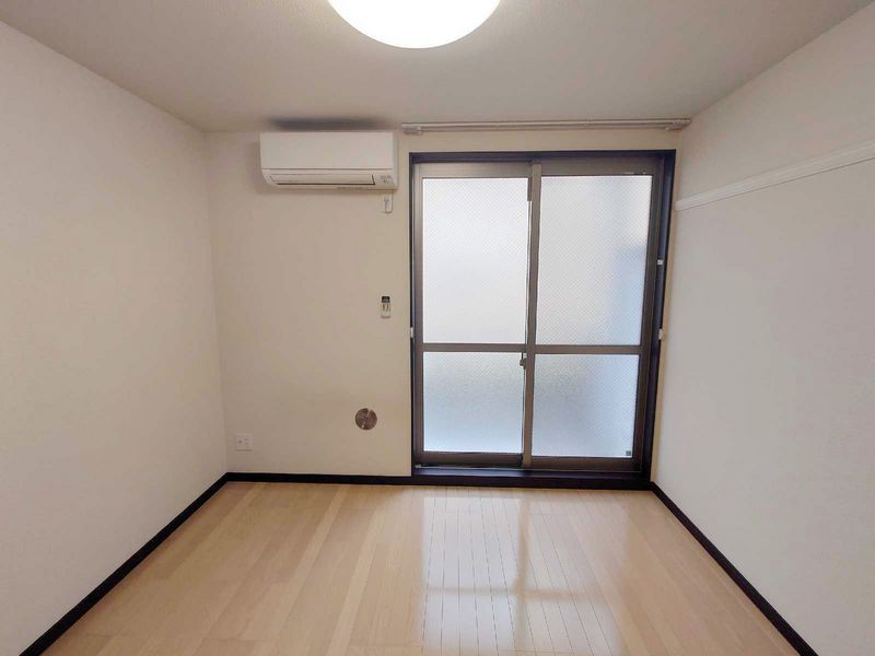 レオネクストレジデンス田京 居間