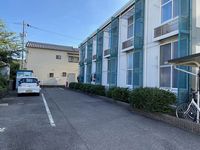 レオパレスフォレストハウス２１ 駐車場