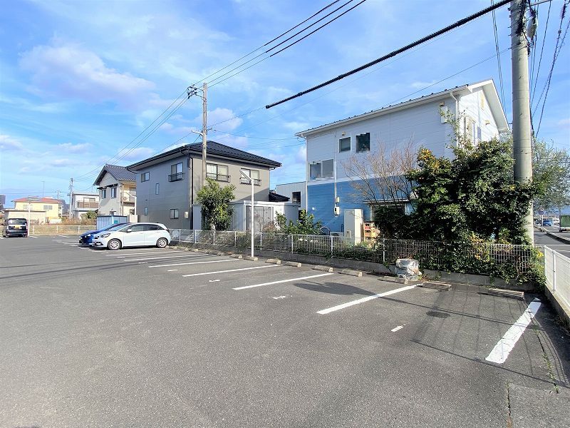 レオパレスサニーコート・エム 駐車場