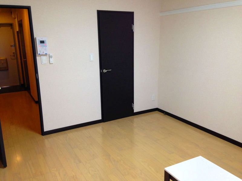 レオネクストコヅチⅥ 居間