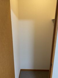レオパレスファミールつばき 収納