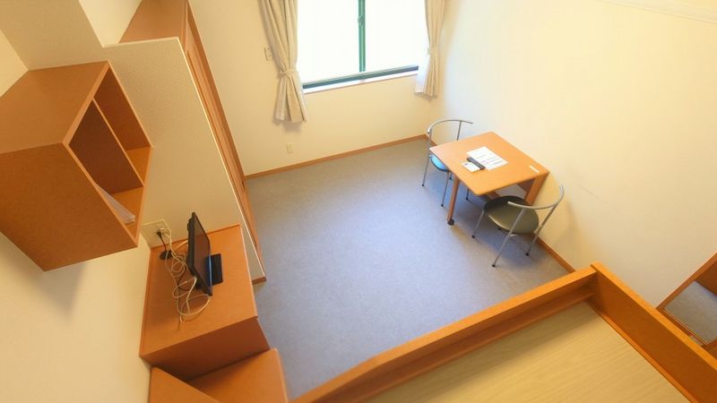 レオパレスＦＵＪＩＴＡＹＡ 居間