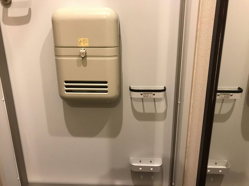 クレイノベル　アンジュ 玄関
