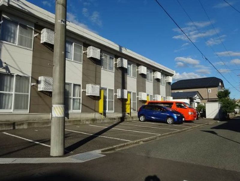 レオパレスパストラーレ 駐車場
