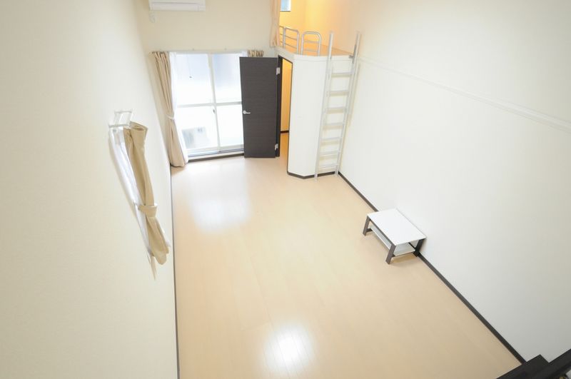 レオネクスト本荘 居間