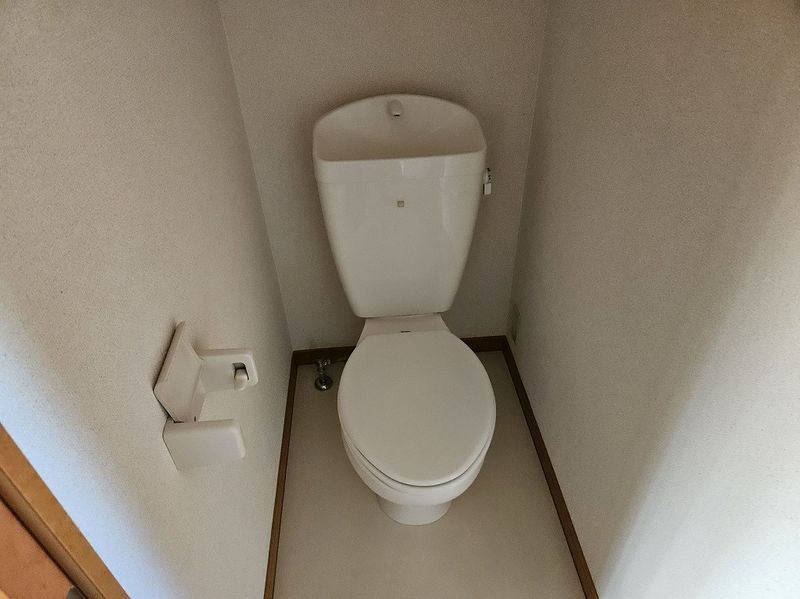 レオパレスエスポワール佐古 トイレ