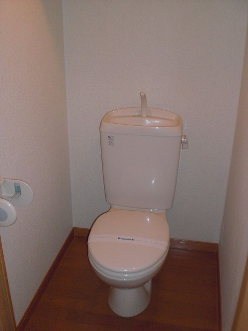 レオパレスフォンターナ トイレ