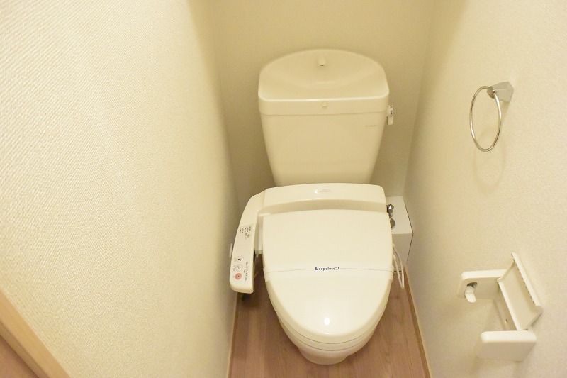レオパレス華 トイレ