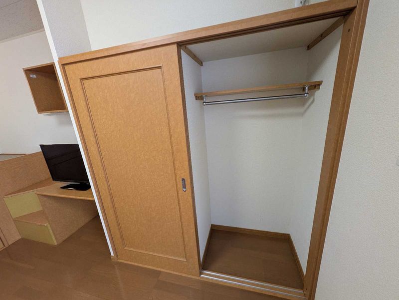 レオパレスグレイスコートⅡ 収納