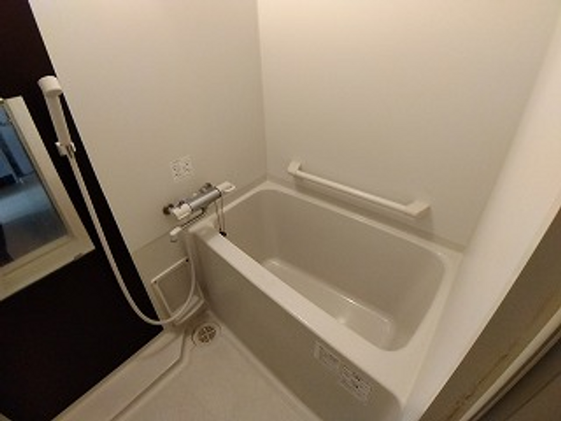 LEONEXT Lagoon Phòng tắm