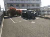 leopalace Tasuko 주차장