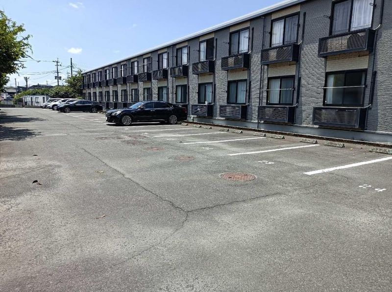 レオパレス吉野町 駐車場
