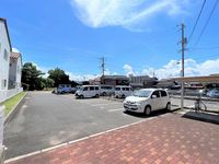 レオパレスエスポワールⅠ 駐車場