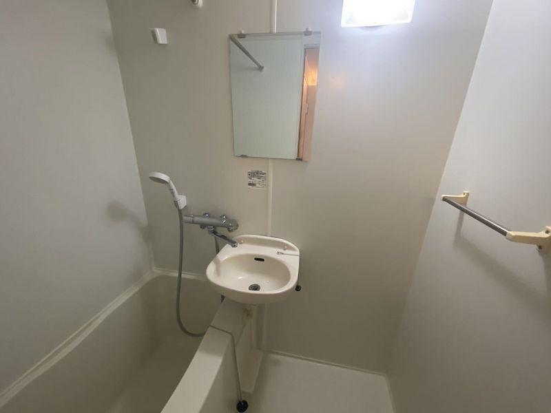 LEONEXT Moto Ueda East Sink