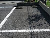 レオパレスＫＡＺＵⅢ 駐車場