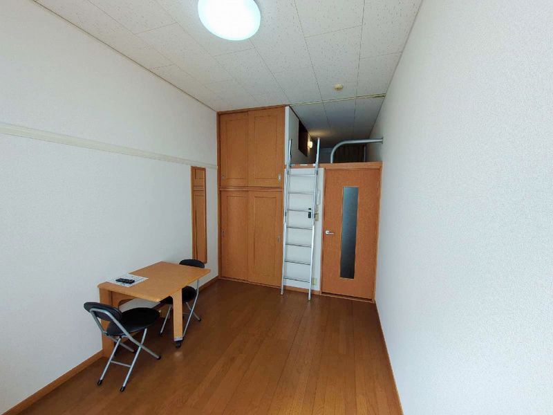 レオパレスエクセル 居間