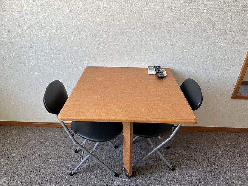 レオパレス南希望が丘 undefined