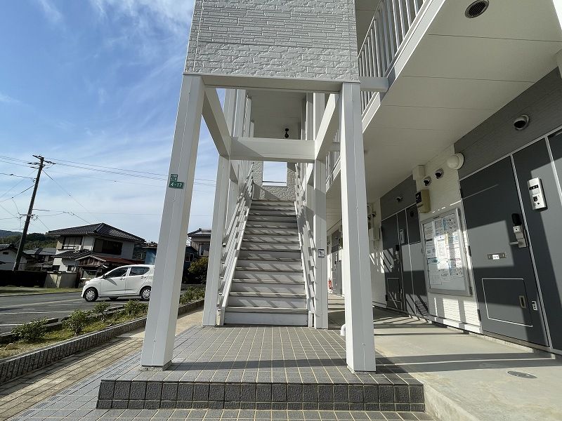 レオパレスＹＡＭＡＳＡＫＩ エントランス