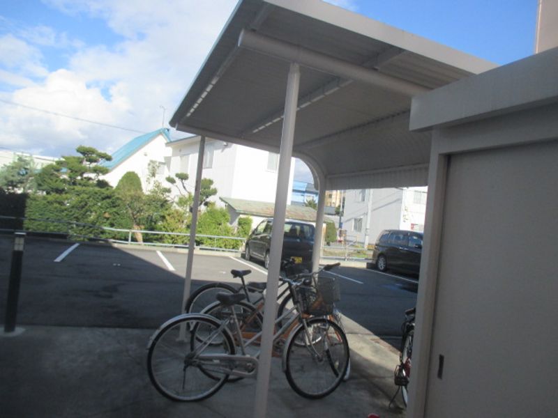レオパレスルミエール 共用部分