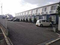 レオパレス竹乃井 駐車場