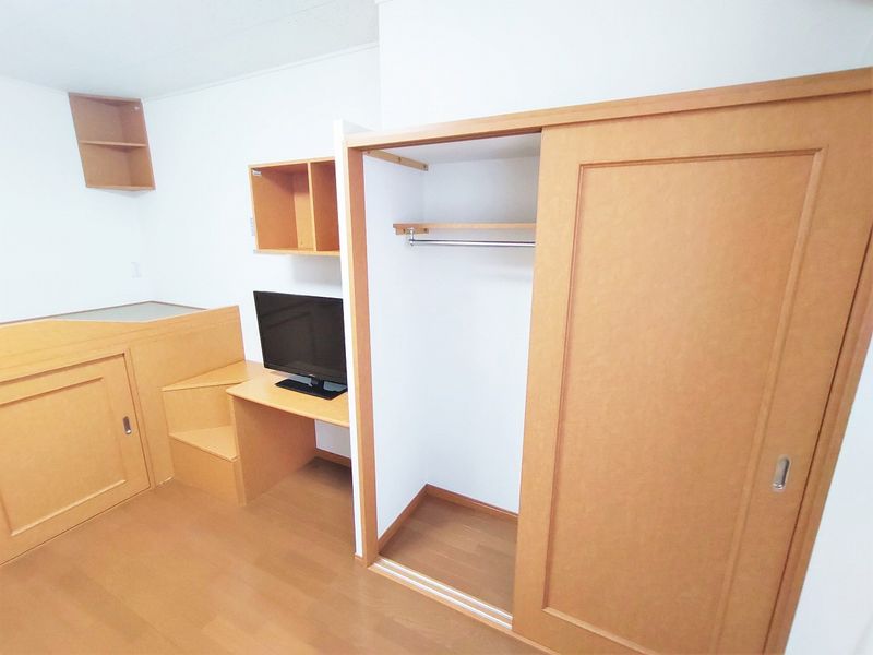 レオパレスサザン 収納