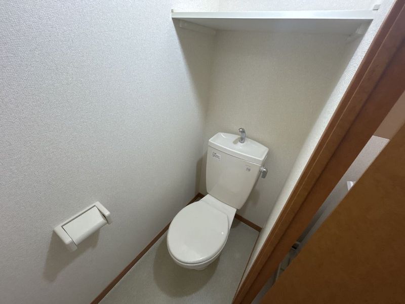 レオパレスルミエール トイレ