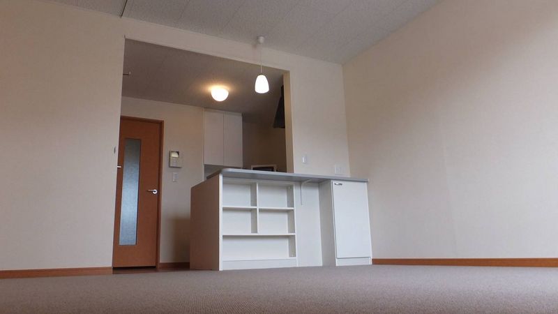 レオネクストＳＥＩＺＡＮⅢ 居間