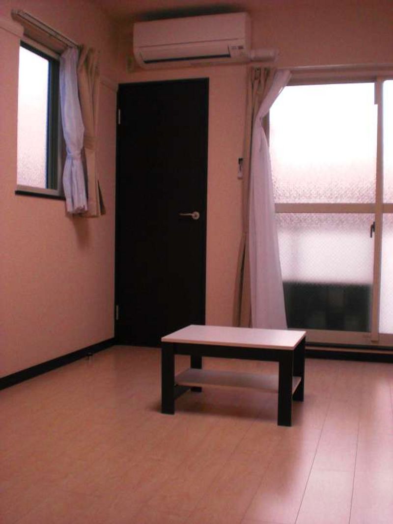 レオネクスト青栁 居間
