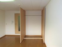レオパレスコンフォール 収納