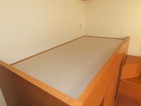 レオパレス神田町 寝室