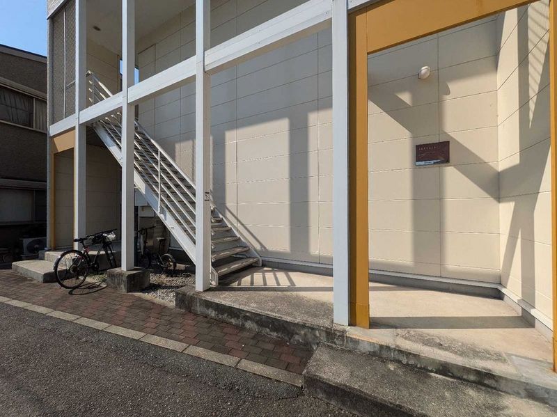 レオパレスＤｒｅａｍ　Ｒｏｏｍ エントランス