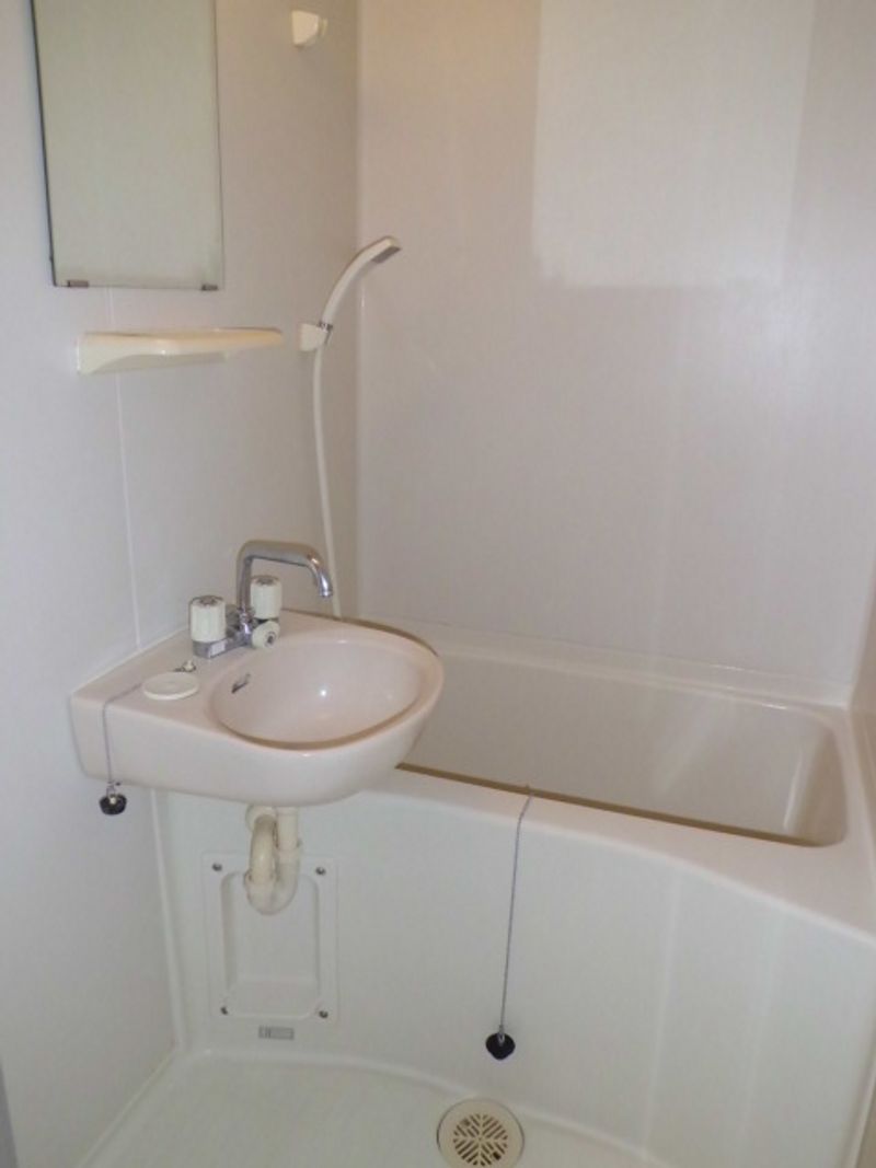 leopalace Camellia Yonbankan Bathroom