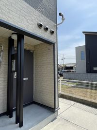 レオパレスグレーシー堀江 玄関