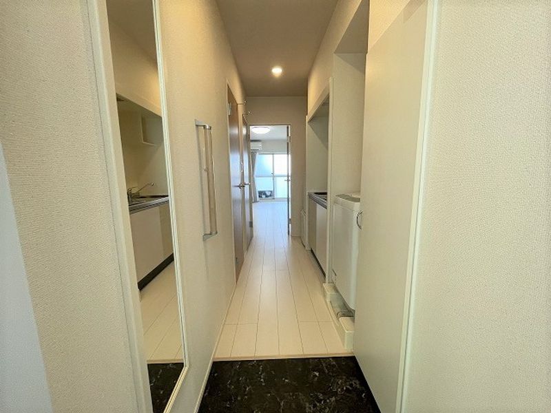 CLEINO Shikinai II 玄关