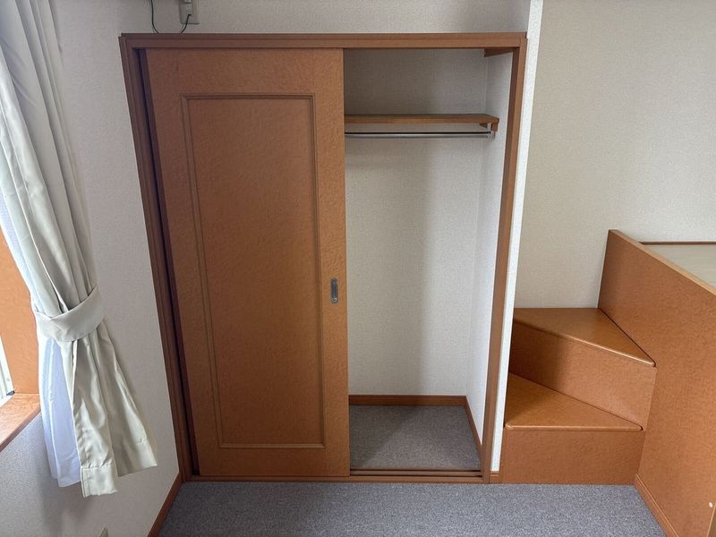 レオパレスＶＩＣＴＯＲＹＯＮＥ 収納