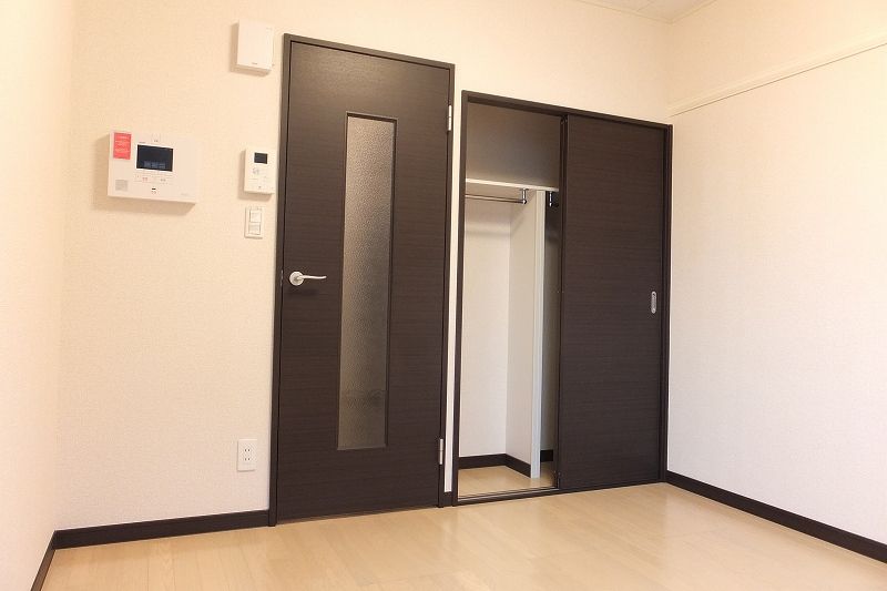 レオネクストアルデンテ　本町 居間