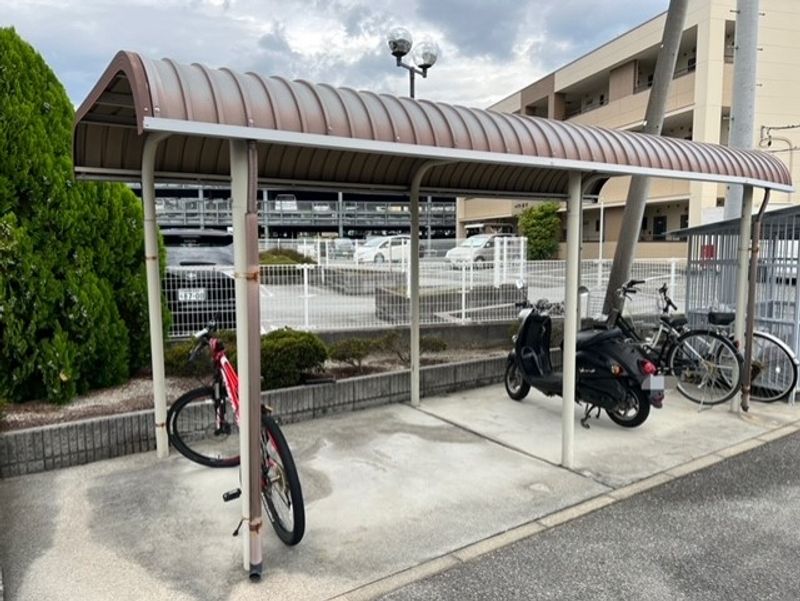 レオパレス西条 共用部分
