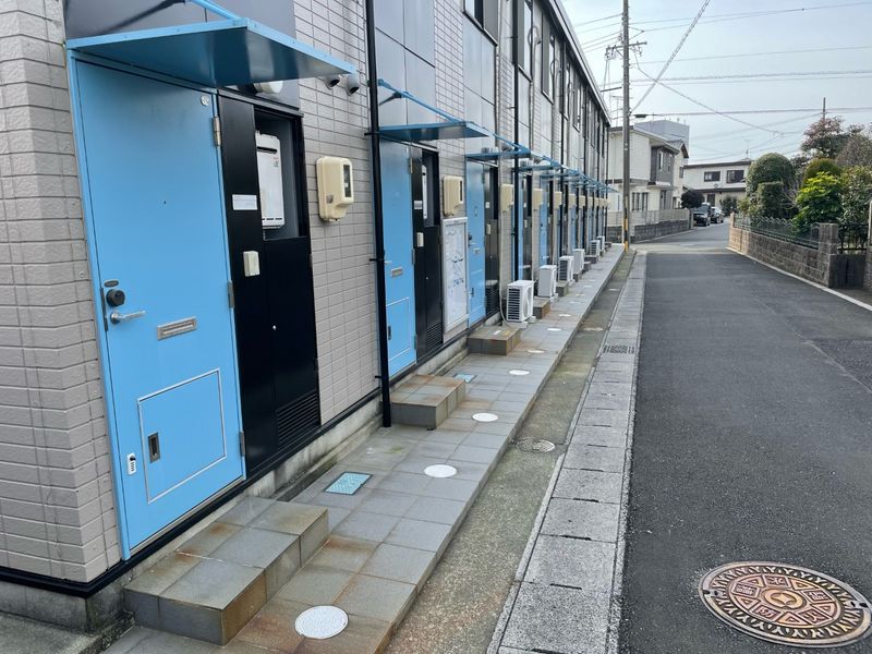 レオパレスサニー エントランス