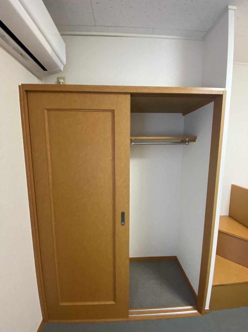 レオパレスルミエール 収納