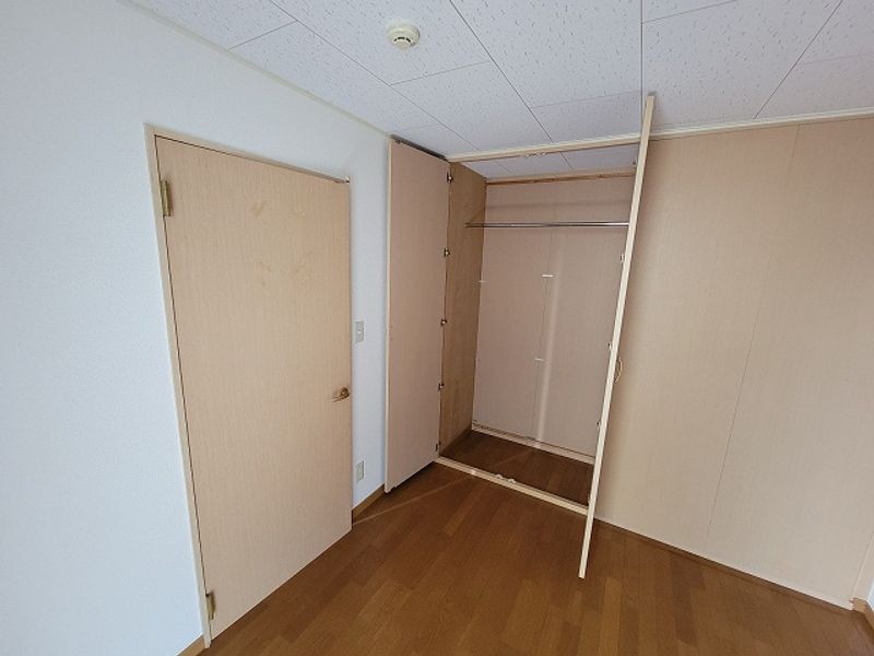 レオパレス東 その他