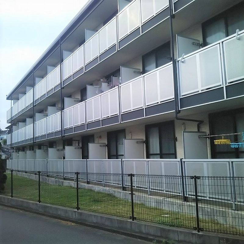 レオパレスバンリュ バルコニー