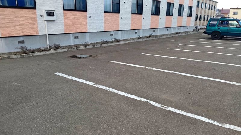 レオパレスさくら 駐車場
