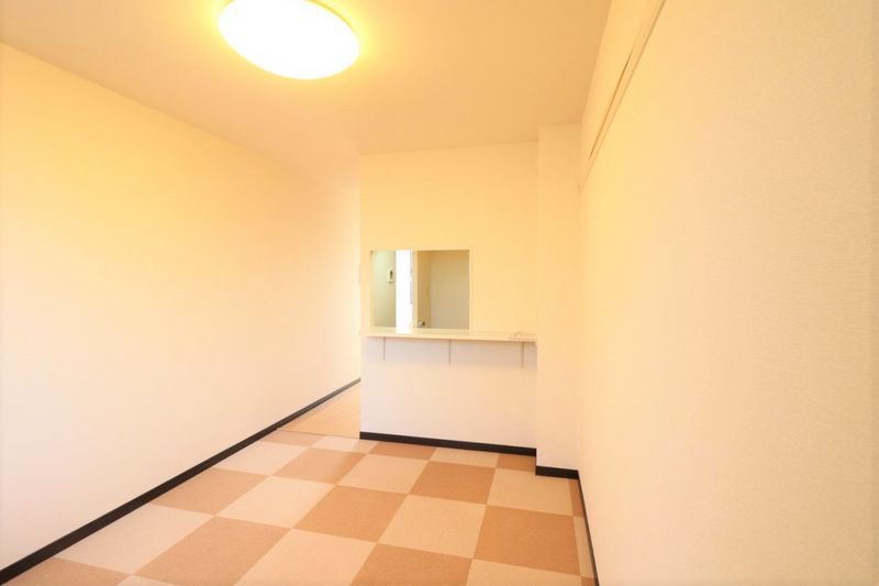 LEONEXT First Kitchen