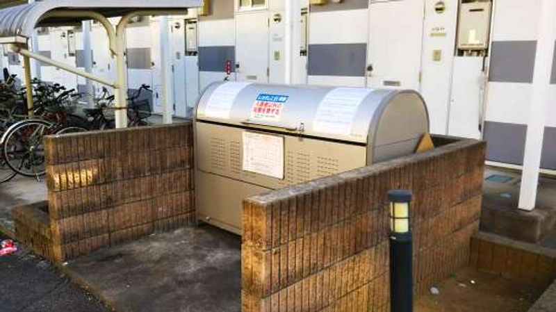 レオパレスエムロード 共用部分