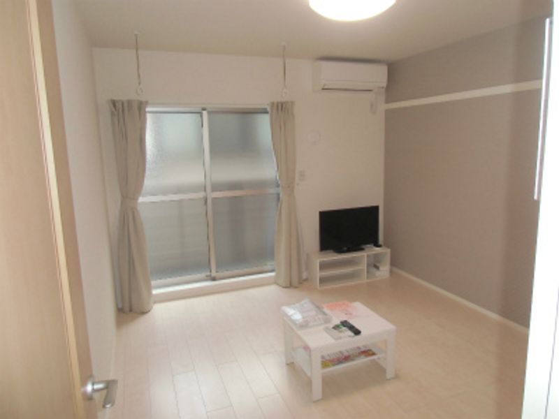 クレイノスール 居間