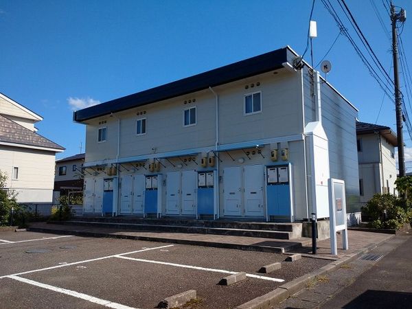 レオパレスマ　メゾン戸野目 外観