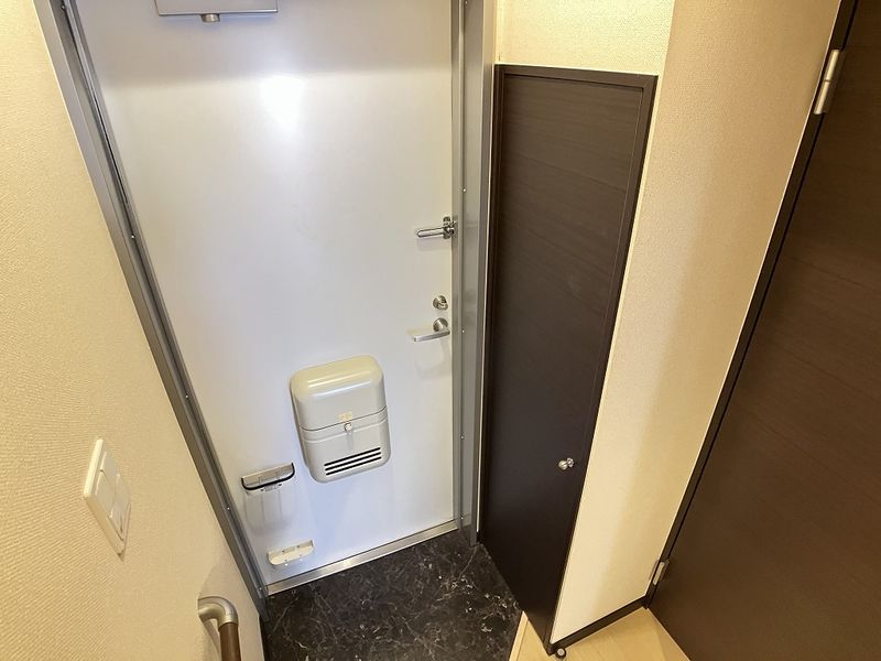 レオネクスト清水Ⅳ 玄関