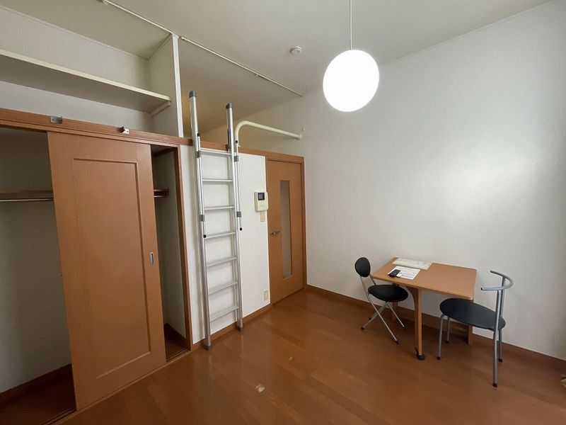レオパレスＳＨＩＭＡＤＡ 居間