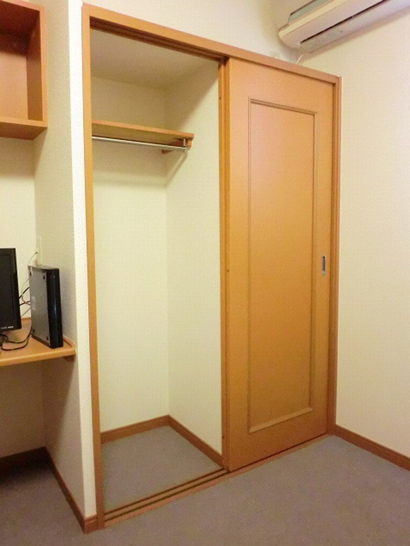 leopalace M&K Kho lưu trữ