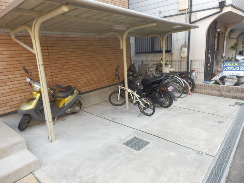 レオネクスト１８番館 共用部分